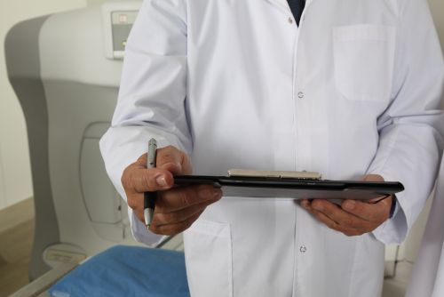Doctor-1228627 1920